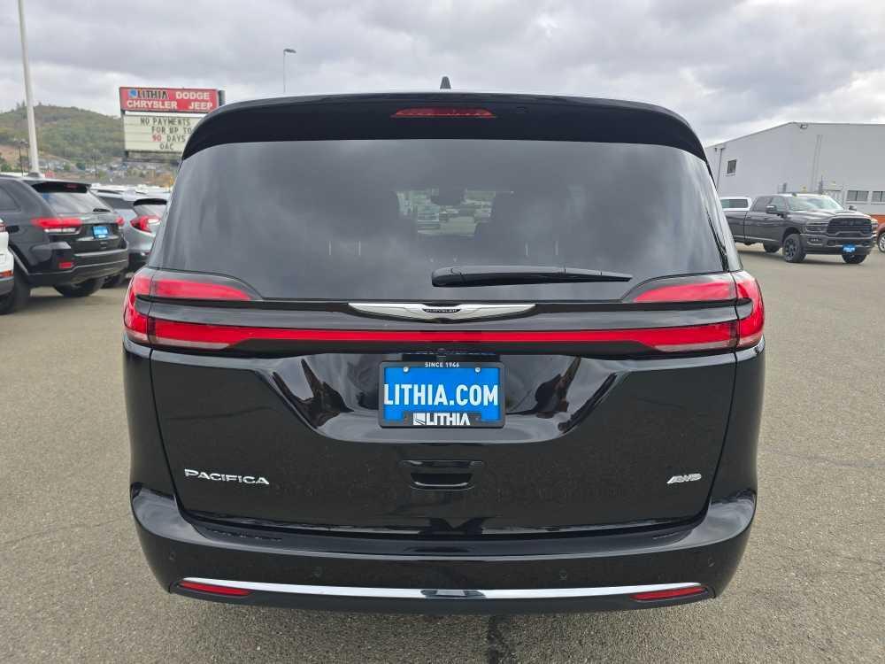 new 2026 Chrysler Pacifica car, priced at $40,995