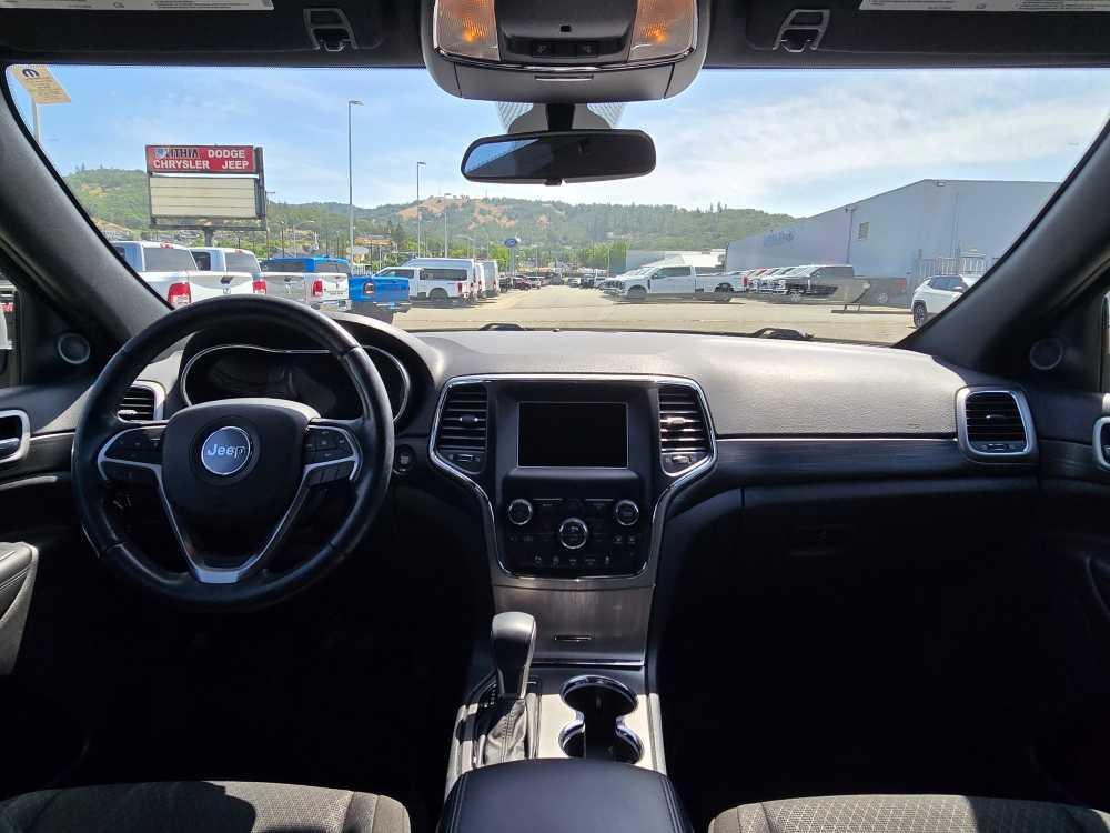 used 2020 Jeep Grand Cherokee car, priced at $23,995