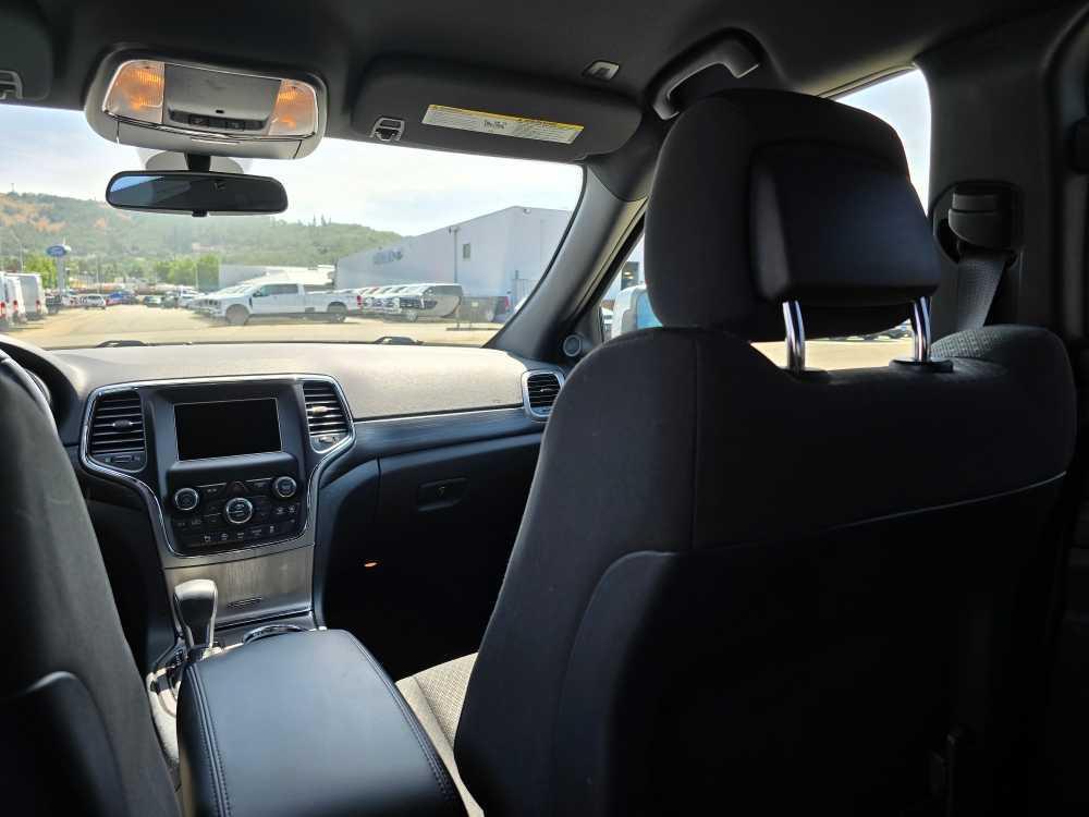 used 2020 Jeep Grand Cherokee car, priced at $23,995