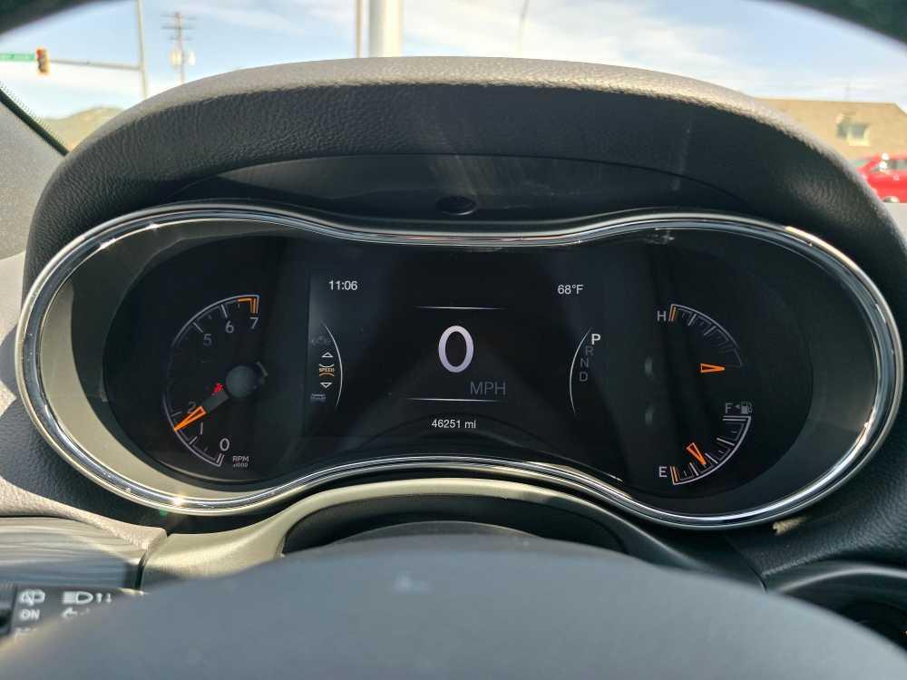 used 2020 Jeep Grand Cherokee car, priced at $23,995