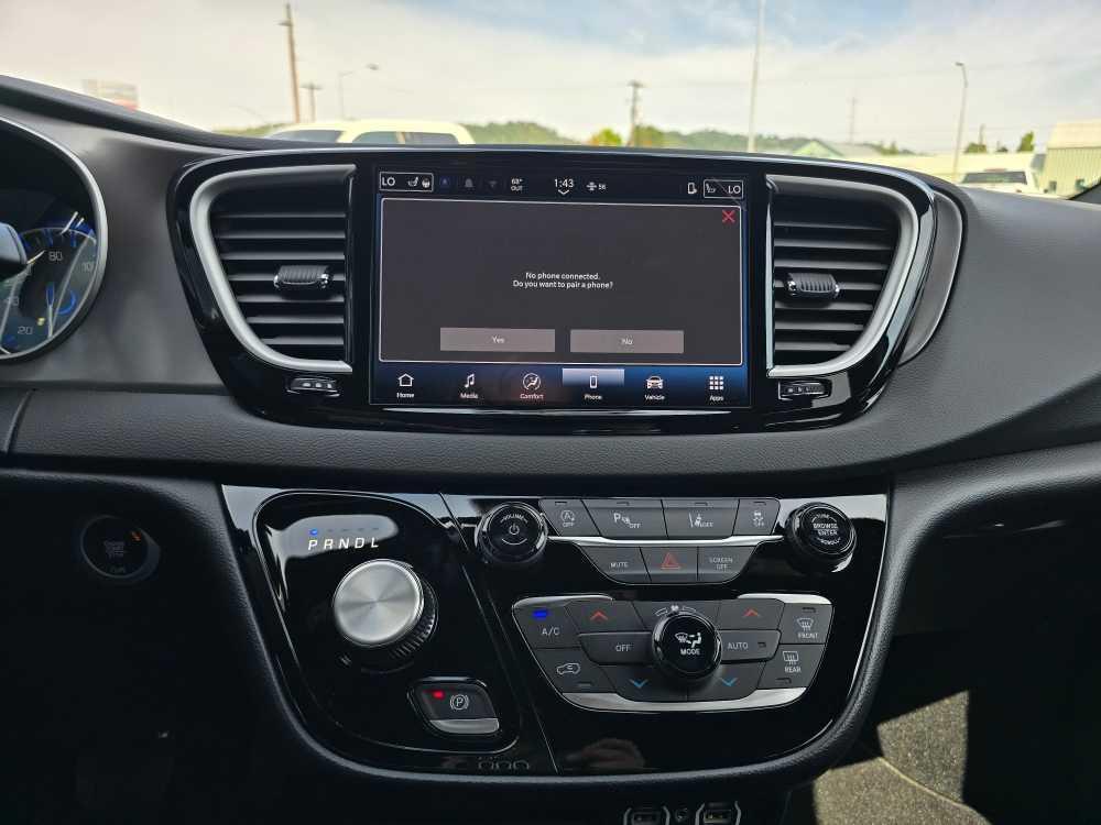 new 2025 Chrysler Voyager car, priced at $36,495