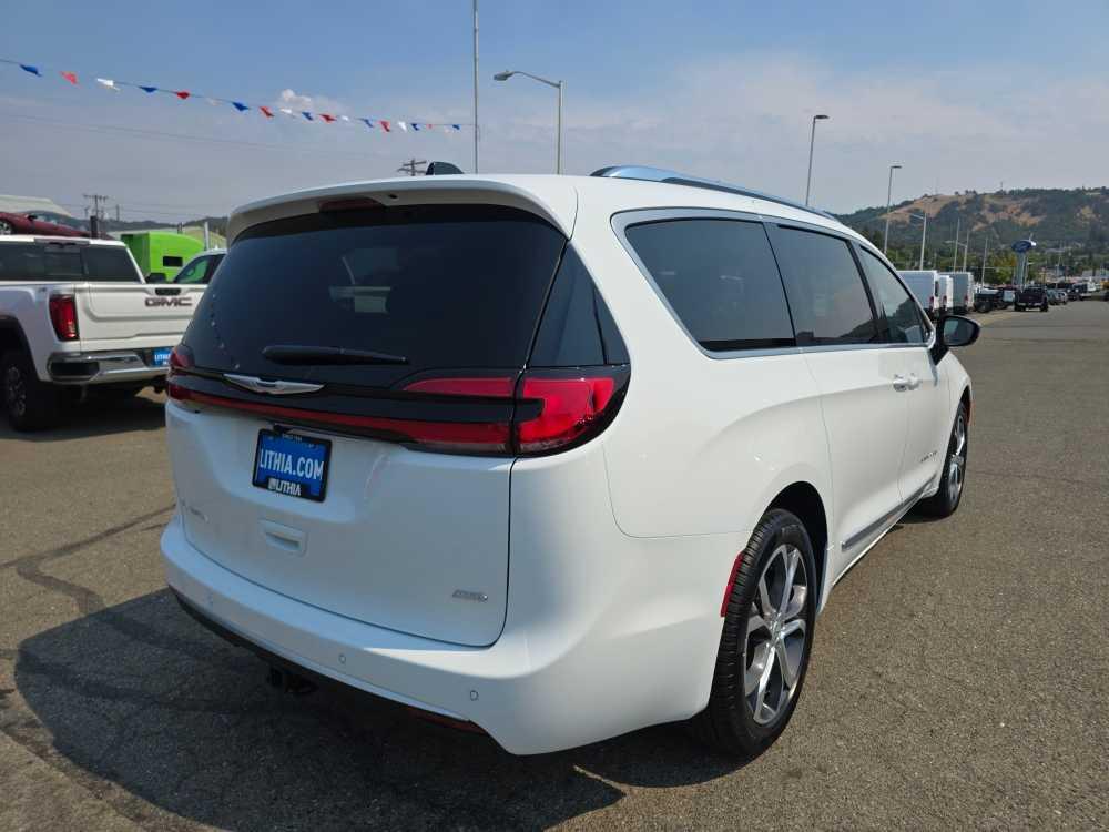 new 2026 Chrysler Pacifica car, priced at $54,995