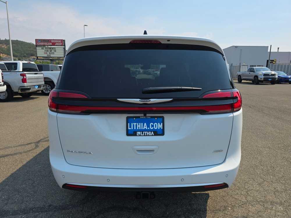 new 2026 Chrysler Pacifica car, priced at $54,995