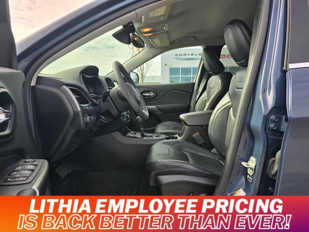 used 2021 Jeep Cherokee car, priced at $23,995