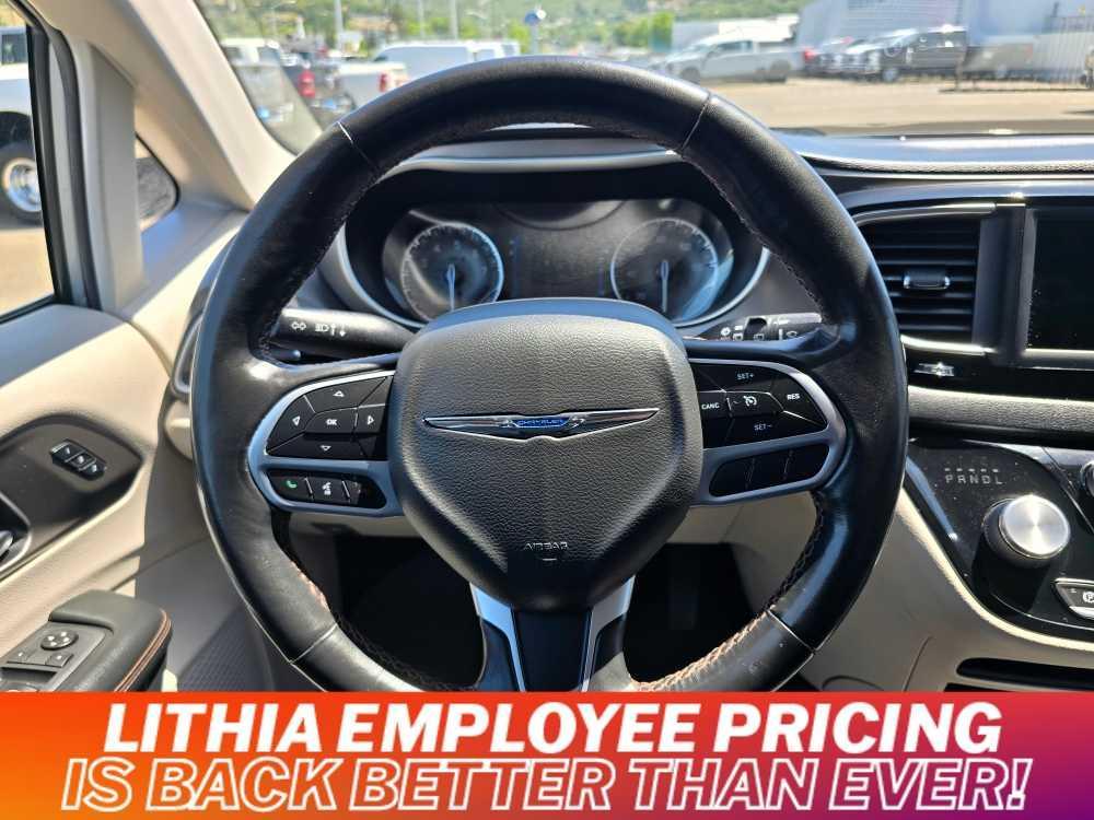 used 2020 Chrysler Pacifica car, priced at $18,995