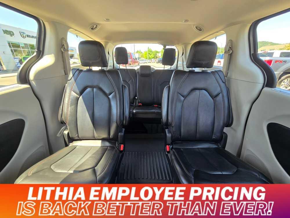 used 2020 Chrysler Pacifica car, priced at $18,995