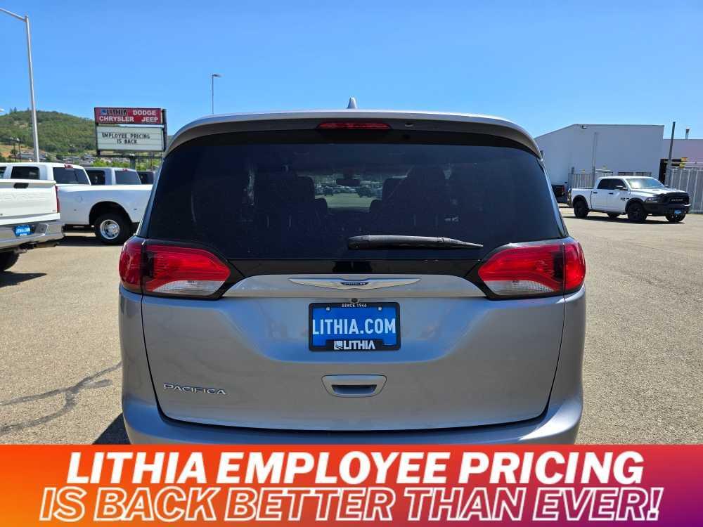 used 2020 Chrysler Pacifica car, priced at $18,995