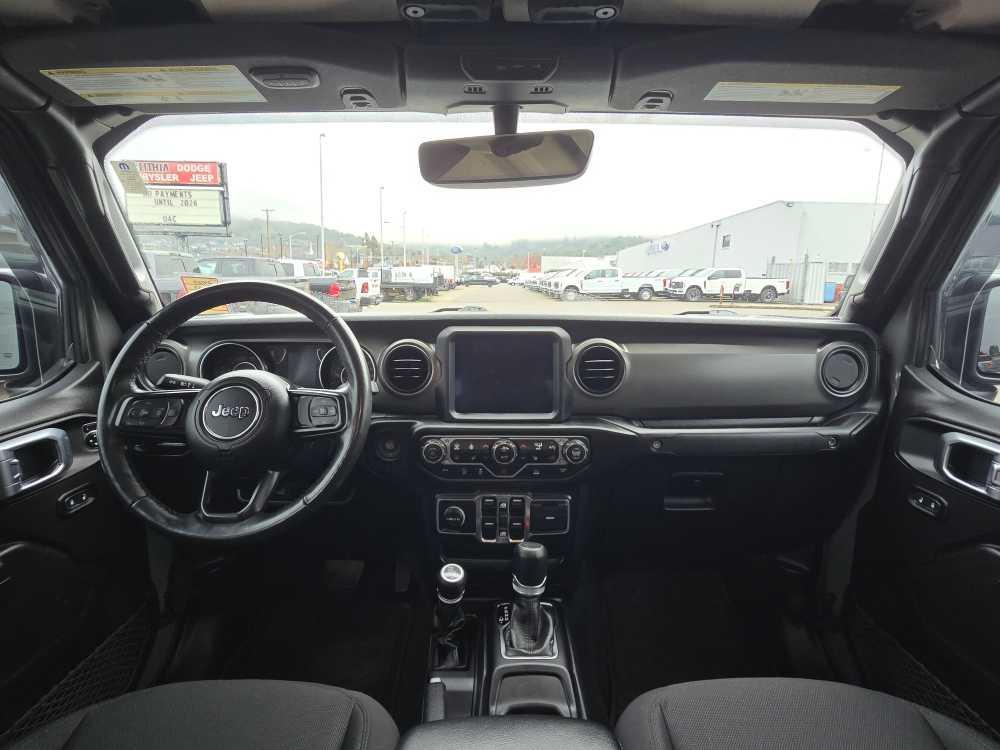 used 2023 Jeep Gladiator car, priced at $31,995