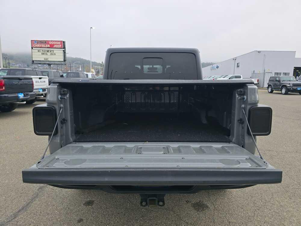 used 2023 Jeep Gladiator car, priced at $31,995