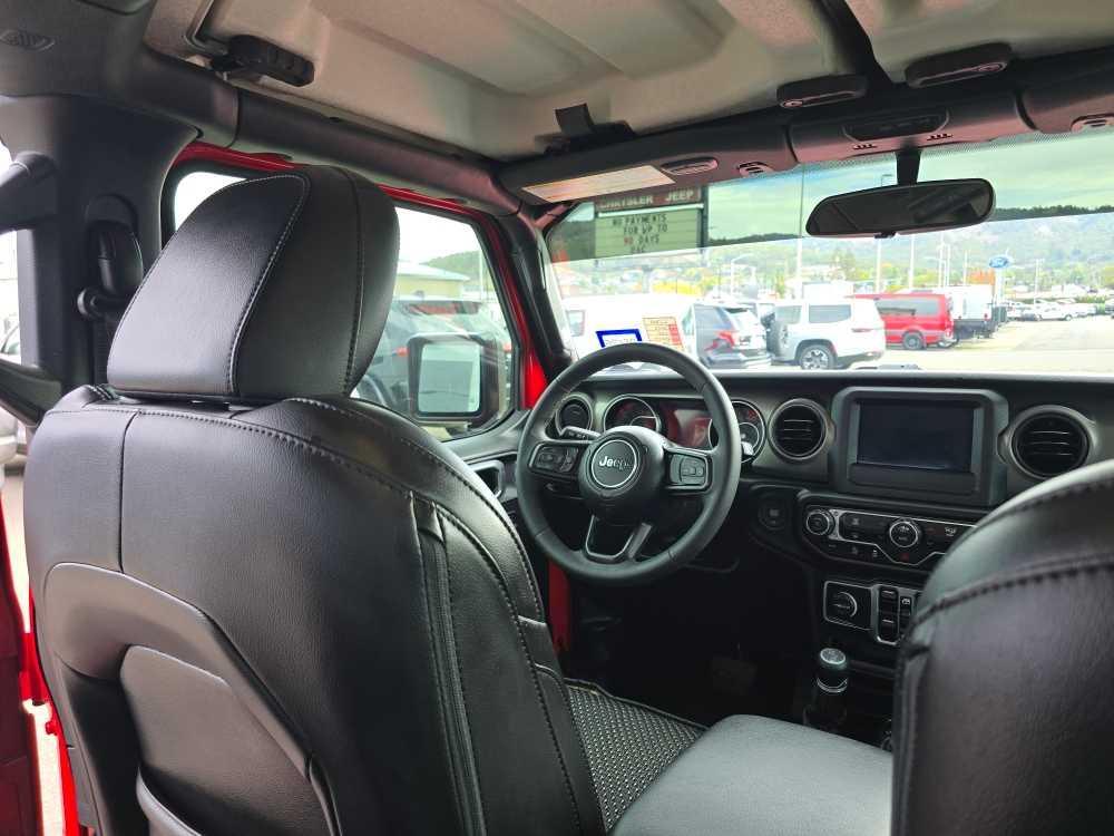 used 2023 Jeep Gladiator car, priced at $33,495