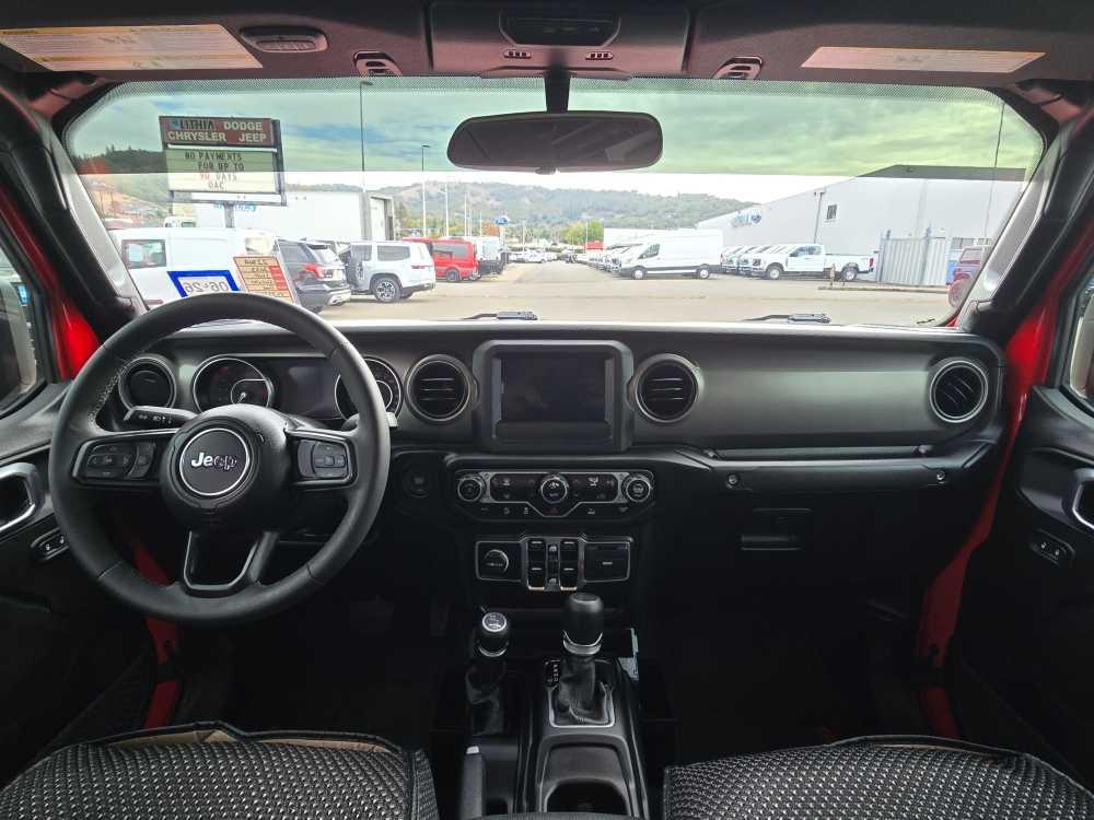 used 2023 Jeep Gladiator car, priced at $33,495