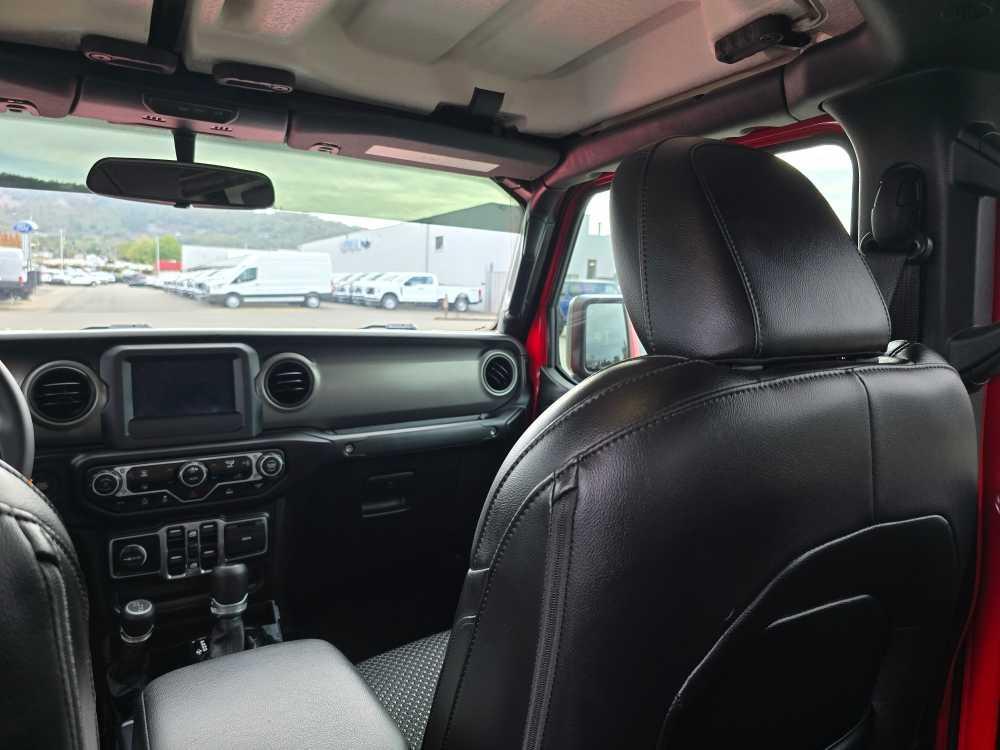 used 2023 Jeep Gladiator car, priced at $33,495