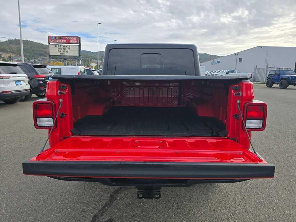 used 2023 Jeep Gladiator car, priced at $33,495