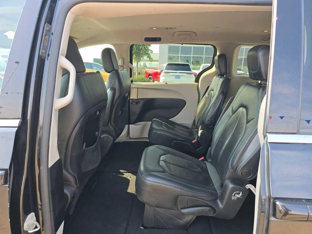 used 2021 Chrysler Pacifica car, priced at $20,995