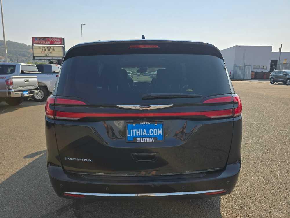 used 2021 Chrysler Pacifica car, priced at $20,995