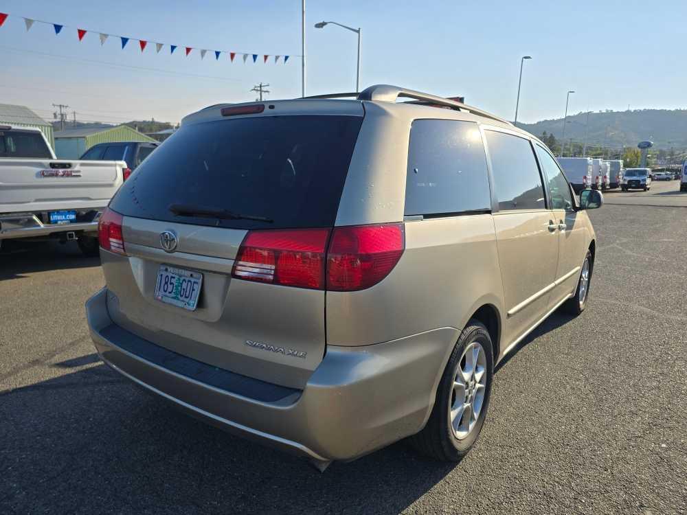 used 2004 Toyota Sienna car, priced at $9,495