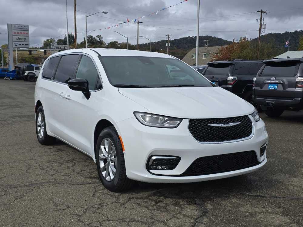 new 2026 Chrysler Pacifica car, priced at $44,995