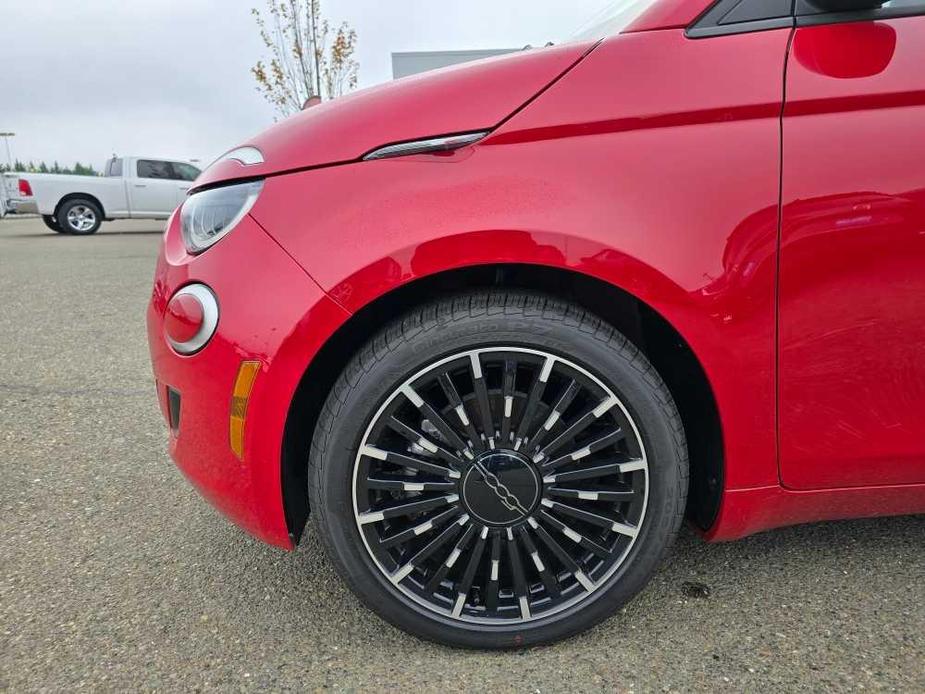 new 2024 FIAT 500e car, priced at $28,995