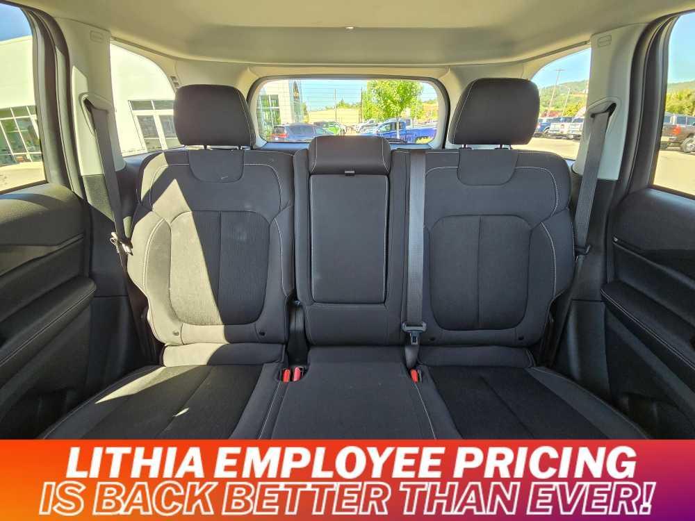 used 2023 Jeep Grand Cherokee car, priced at $33,995