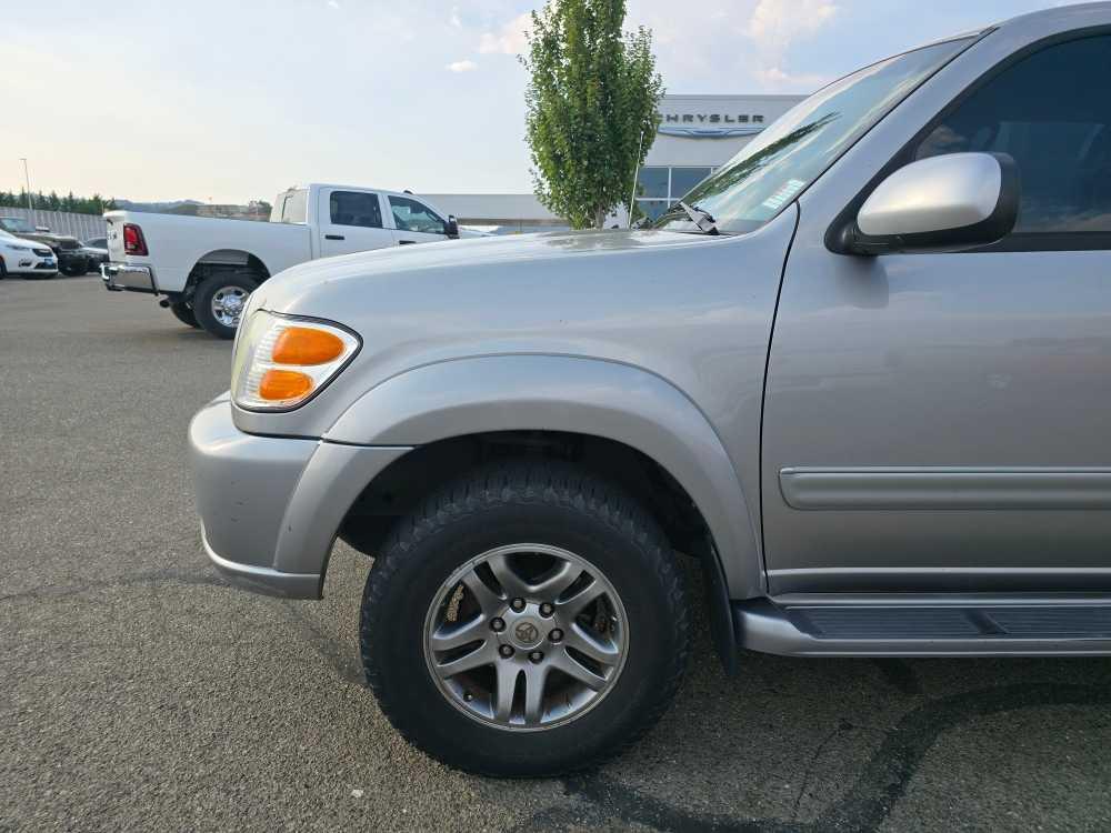 used 2004 Toyota Sequoia car, priced at $8,995