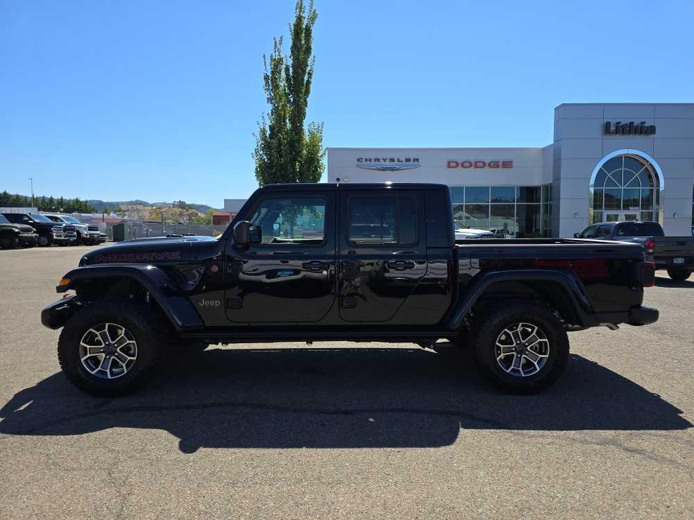 new 2025 Jeep Gladiator car, priced at $50,995