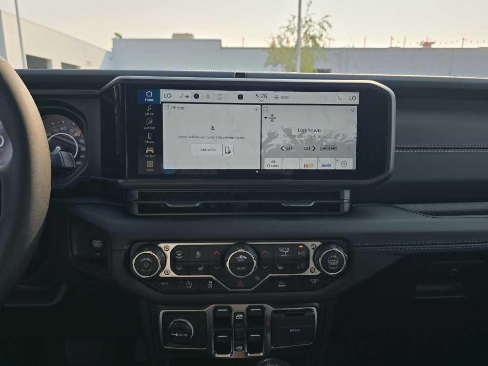 new 2025 Jeep Gladiator car, priced at $41,745