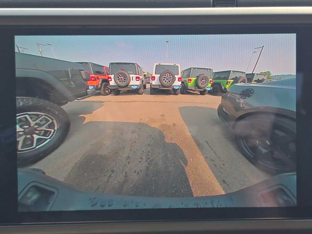 new 2025 Jeep Gladiator car, priced at $41,745