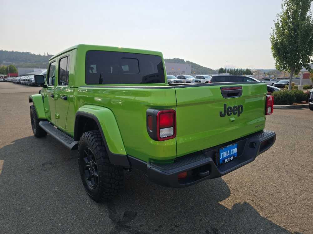 new 2025 Jeep Gladiator car, priced at $41,745