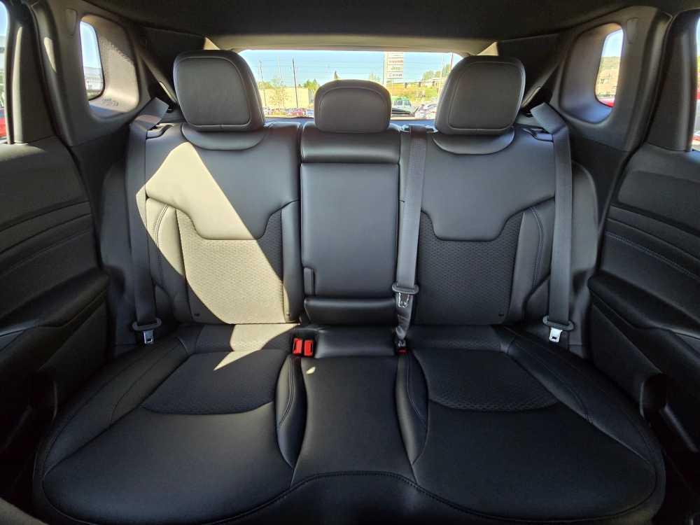 new 2025 Jeep Compass car, priced at $27,995