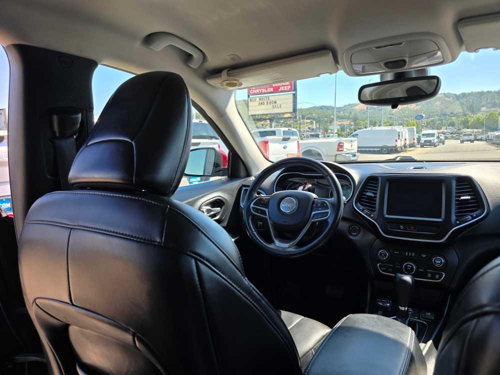 used 2020 Jeep Cherokee car, priced at $19,495