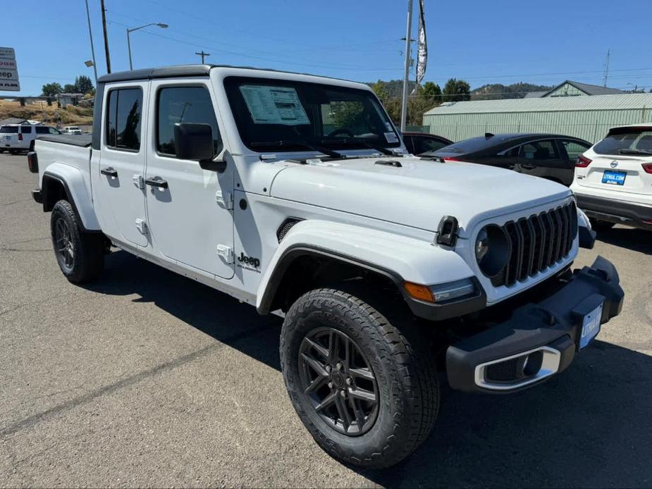 new 2024 Jeep Gladiator car, priced at $52,343