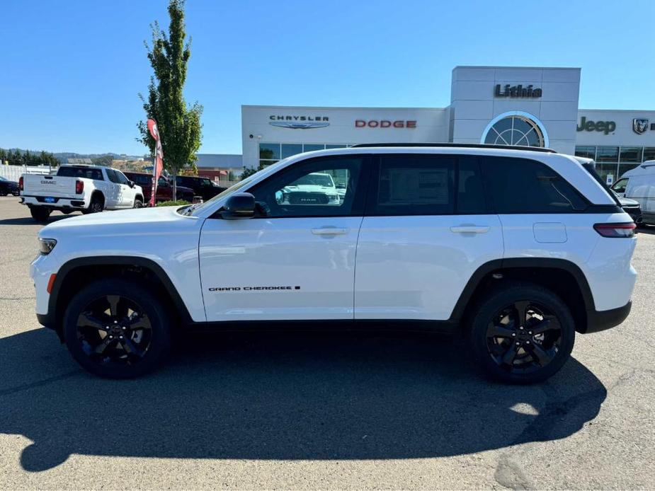 new 2024 Jeep Grand Cherokee L car, priced at $43,756