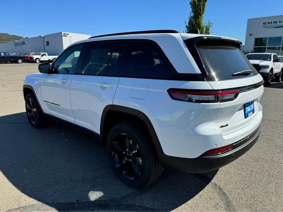 new 2024 Jeep Grand Cherokee L car, priced at $43,756