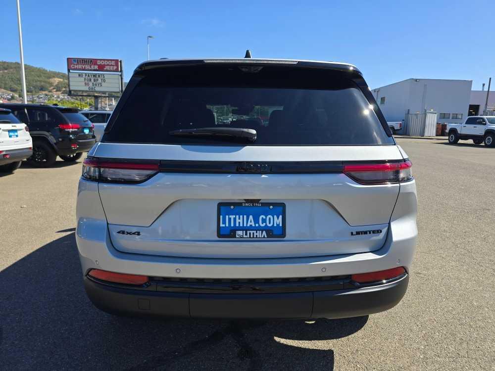 new 2025 Jeep Grand Cherokee car, priced at $51,995