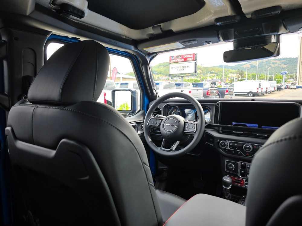 new 2025 Jeep Gladiator car, priced at $56,745