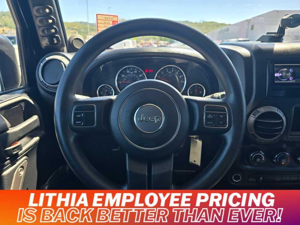 used 2014 Jeep Wrangler Unlimited car, priced at $20,495
