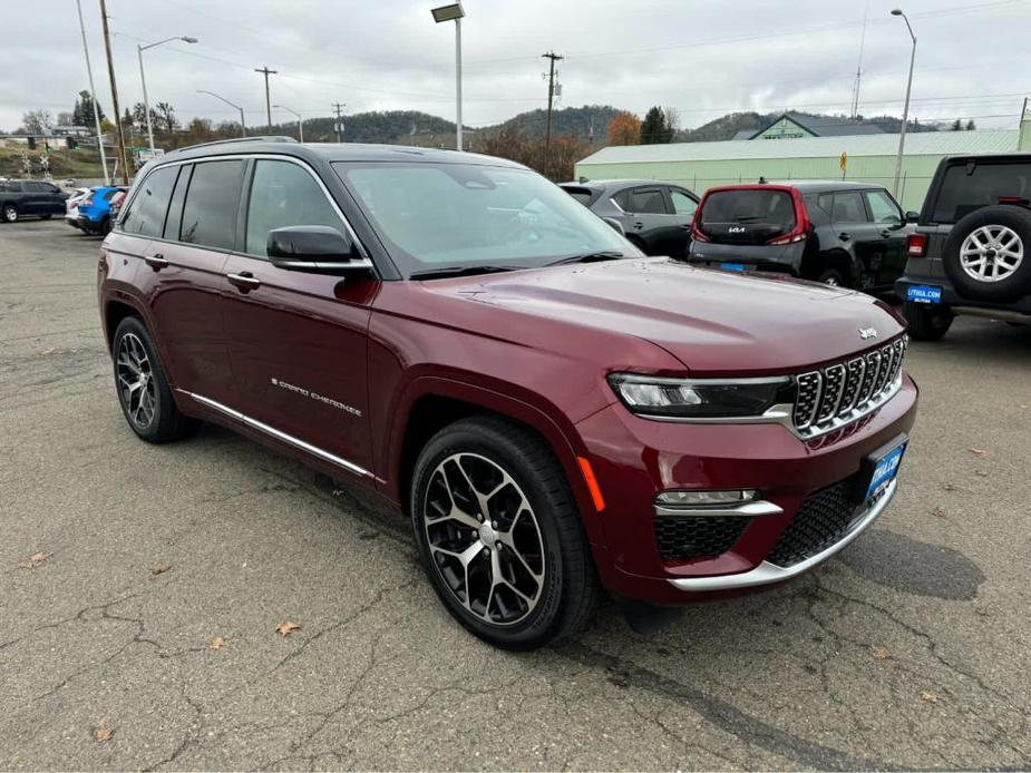 new 2025 Jeep Grand Cherokee car, priced at $66,495