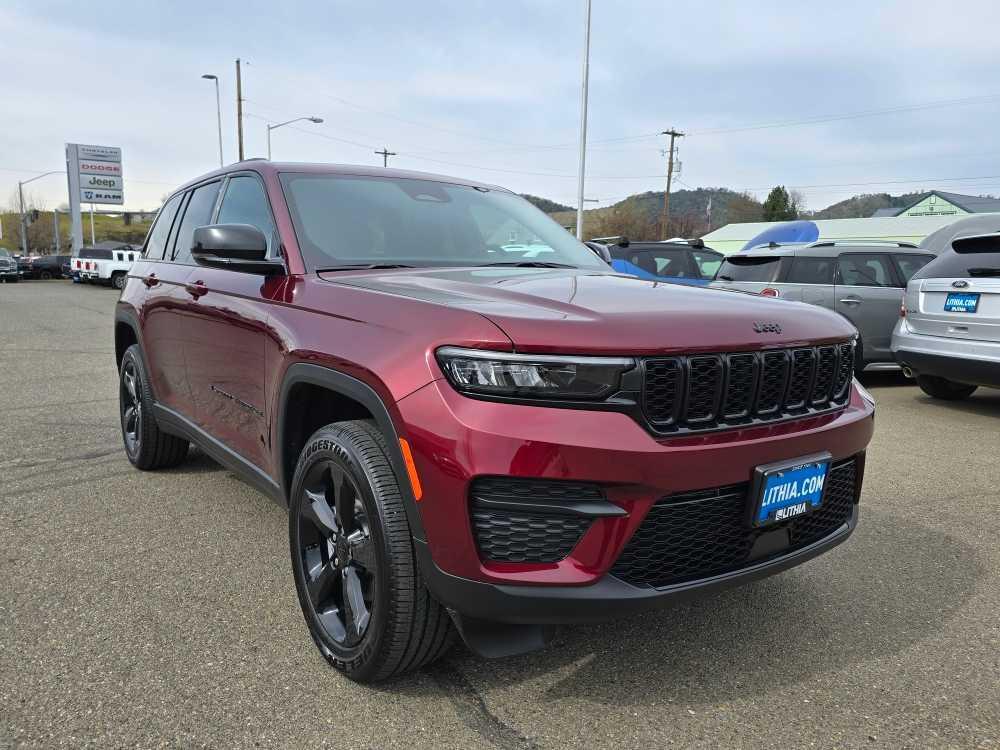 new 2025 Jeep Grand Cherokee car, priced at $41,495