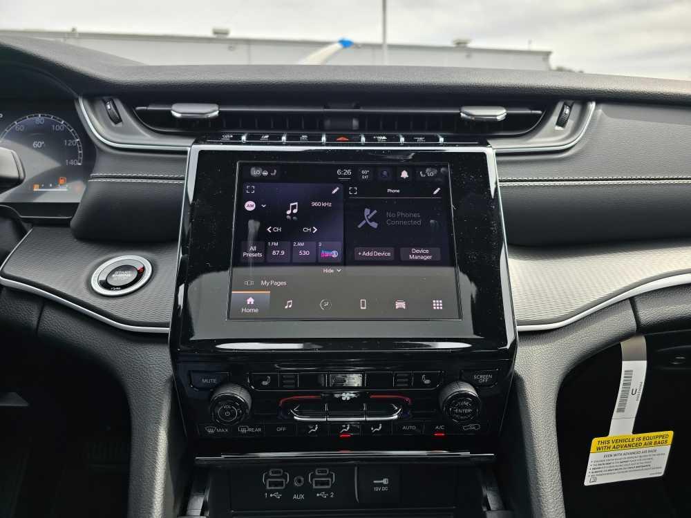 new 2025 Jeep Grand Cherokee car, priced at $41,495