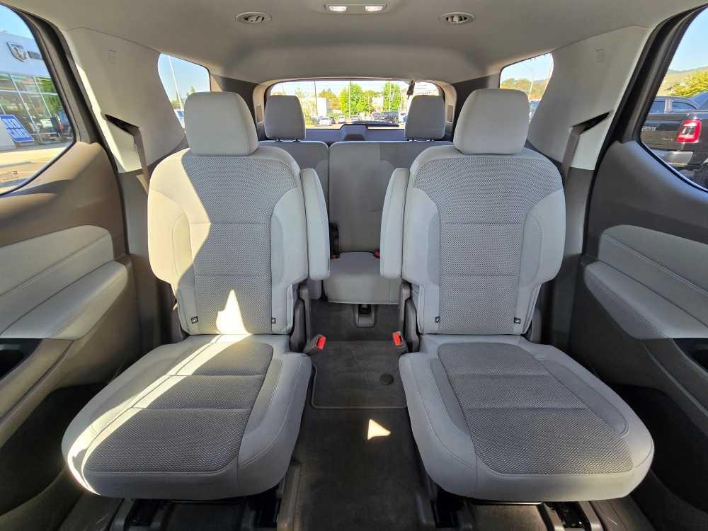 used 2021 Chevrolet Traverse car, priced at $20,995