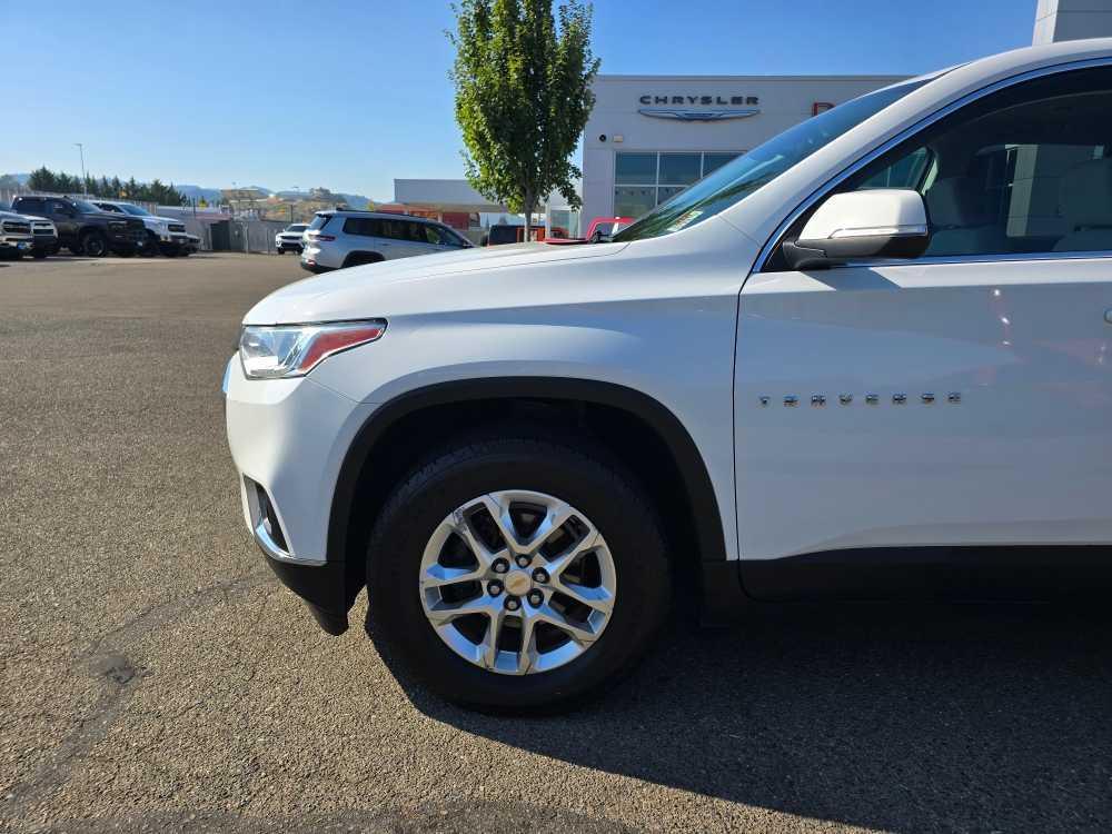 used 2021 Chevrolet Traverse car, priced at $20,995