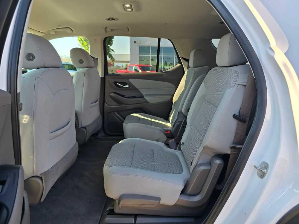 used 2021 Chevrolet Traverse car, priced at $20,995