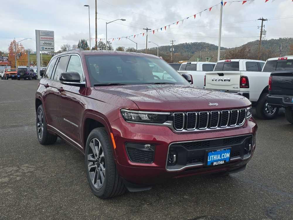 new 2025 Jeep Grand Cherokee car, priced at $56,995