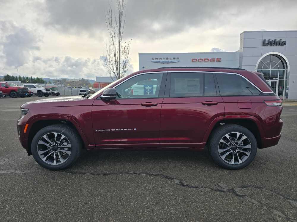 new 2025 Jeep Grand Cherokee car, priced at $56,995