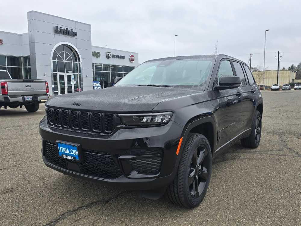 new 2025 Jeep Grand Cherokee car, priced at $41,995