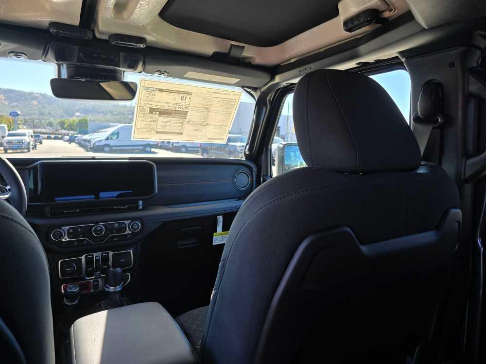 new 2025 Jeep Gladiator car, priced at $47,495