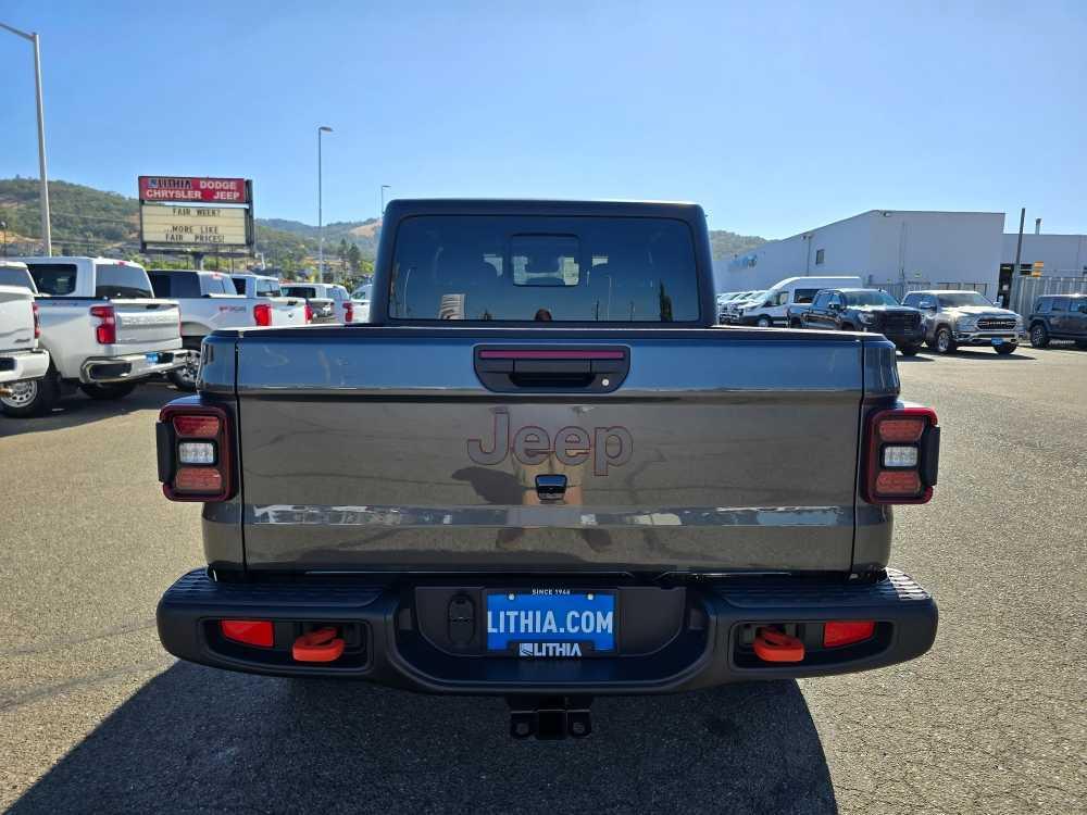 new 2025 Jeep Gladiator car, priced at $47,495
