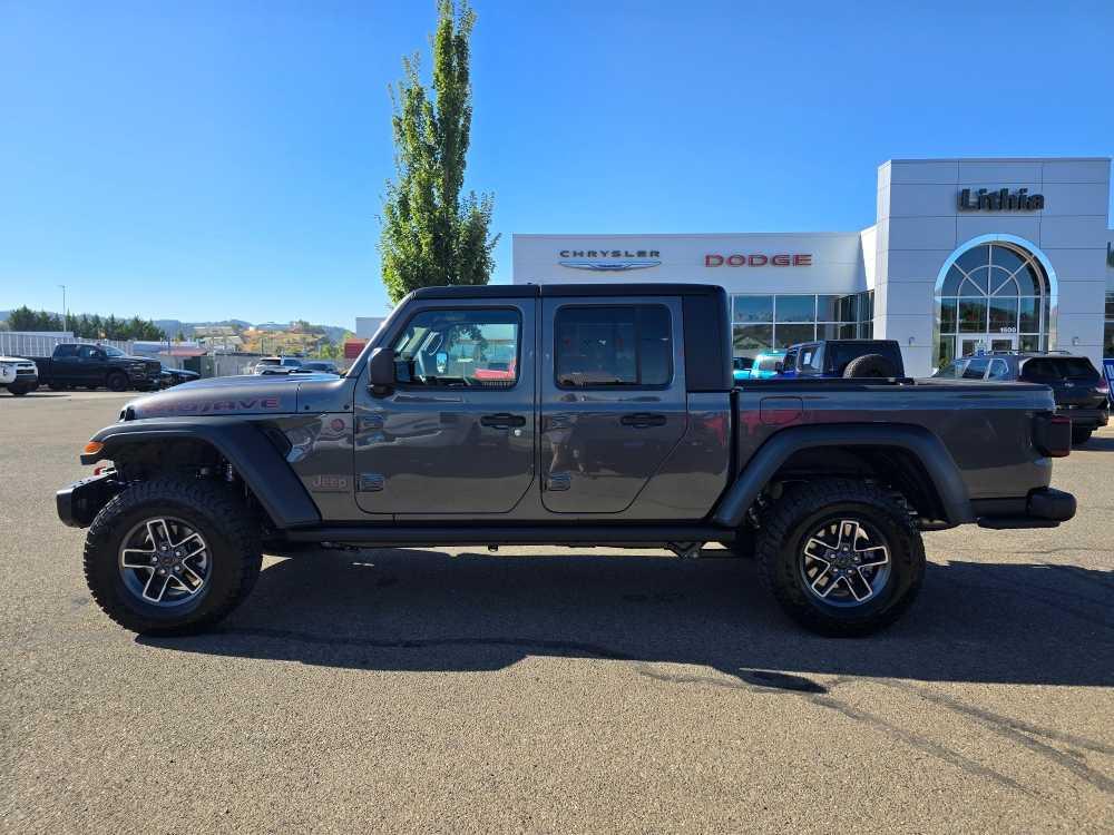 new 2025 Jeep Gladiator car, priced at $47,495