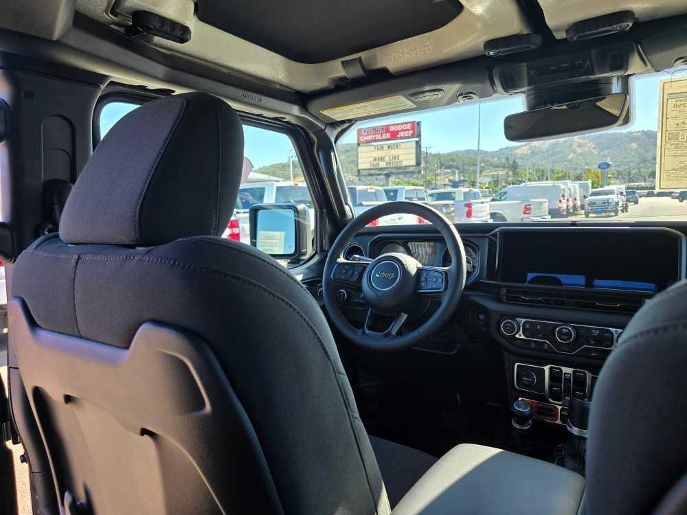 new 2025 Jeep Gladiator car, priced at $47,495