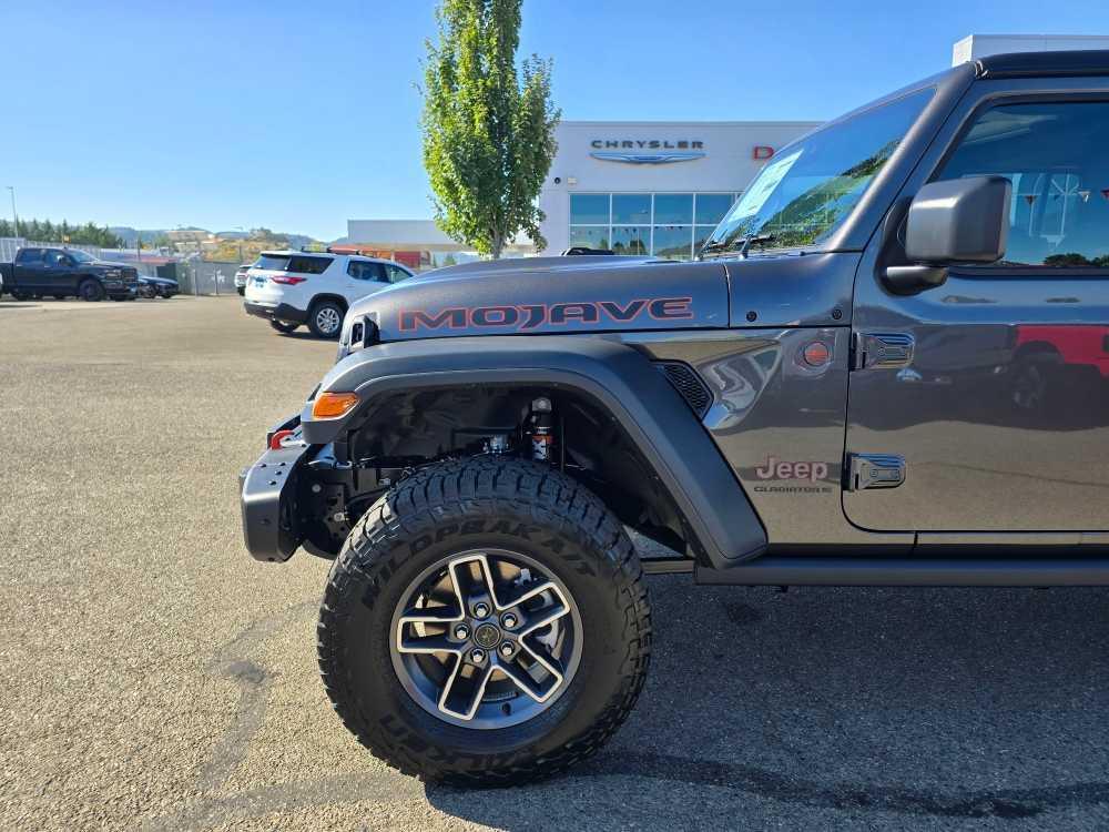 new 2025 Jeep Gladiator car, priced at $47,495